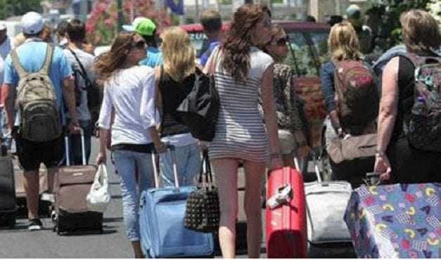 Ο ΣΕΤΕ αναμένει ρεκόρ αφίξεων τουριστών το 2016, δηλώνει ο Ανδρέας Ανδρεάδης