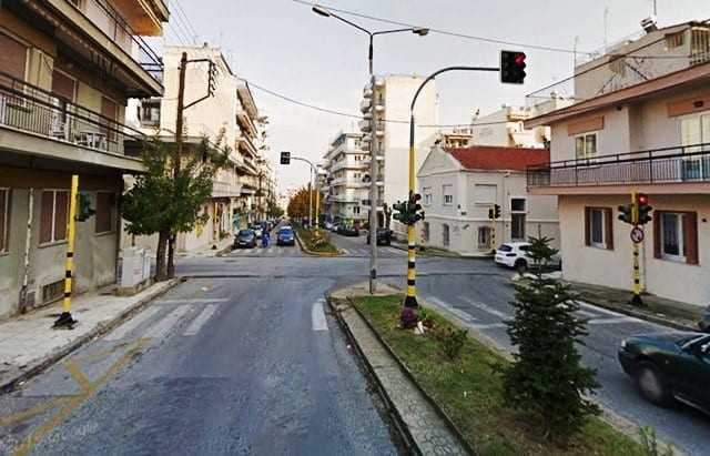 Βλάβη σε κόμβο φωτεινής σηματοδότησης στη συμβολή των οδών Περικλέους και Πραξιτέλους