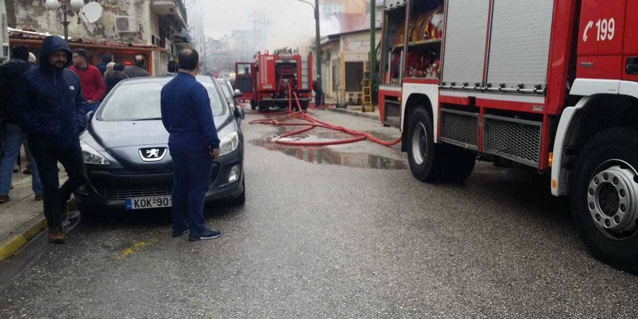 ΣΥΜΒΑΙΝΕΙ ΤΩΡΑ: Έκρηξη σε μαγαζί με φιάλες υγραερίου στο κέντρο της Κομοτηνής