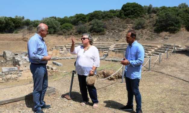 Η Περιφέρεια ΑΜΘ διαθέτει πόρους για την προστασία και την αναβάθμιση των υποδομών του αρχαίου θεάτρου της Μαρώνειας