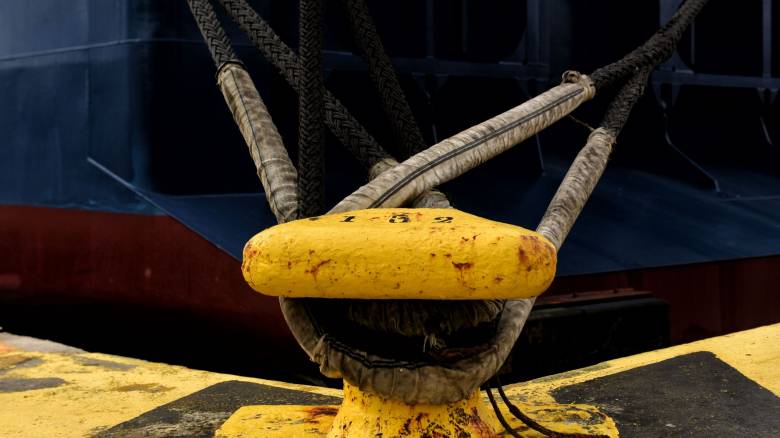 Πέντε τραυματίες από πρόσκρουση πλοίου στη Φολέγανδρο – Απαγορεύτηκε ο απόπλους