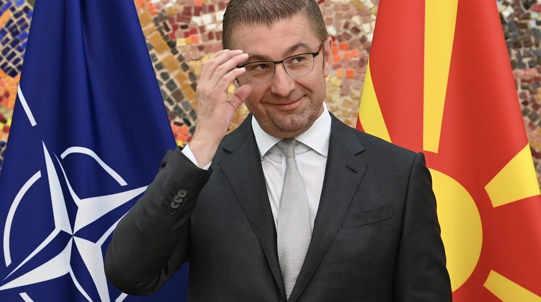 Νέα πρόκληση από τον Σκοπιανό πρωθυπουργό: Θα αποκαλώ τη χώρα όπως θέλω, να πάτε στη Χάγη