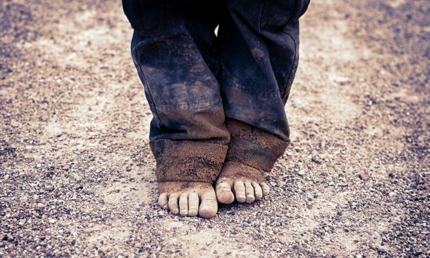 Φτώχεια και υλική στέρηση: Επιδείνωση του επιπέδου ζωής στην Ελλάδα την τριετία 2020-2023