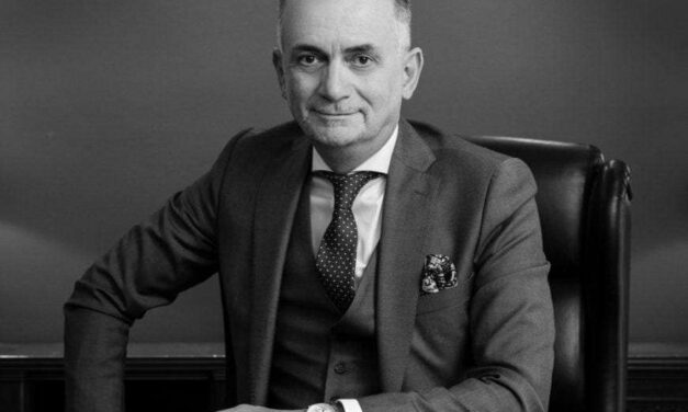Σέργιος Γιαλάογλου δικηγόρος: «… ο αξέχαστος Τσιπρας μας, ένα δείγμα αριστερού ηγέτη από αυτά που παράγει η χώρα μας σε αφθονία».