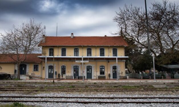 Παρέμβαση Χ. Ζεϊμπέκ στη Βουλή για να σταματήσει η κυβέρνηση τον απαράδεκτο σιδηροδρομικό αποκλεισμό της Θράκης