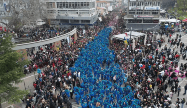 ΜΗΠΩΣ ΠΡΈΠΕΙ ΟΙ ΕΘΕΛΟΝΤΈΣ ΤΗΣ ΞΑΝΘΗΣ,  ΝΑ ΠΑΨΟΥΝ ΝΑ ΕΊΝΑΙ ΔΕΔΟΜΈΝΟΙ;